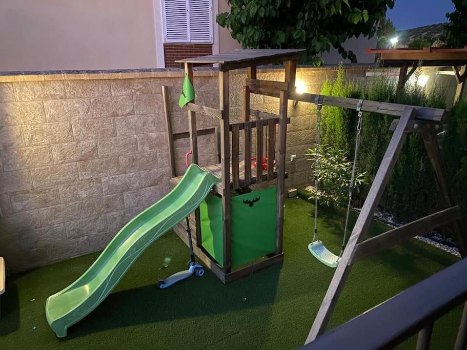 Casa Aries - Villa Con Piscina Privada Linares  Luaran gambar
