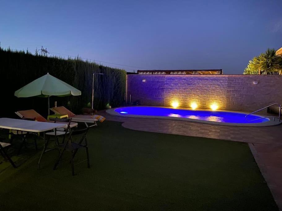 Casa Aries - Villa Con Piscina Privada Linares  Luaran gambar